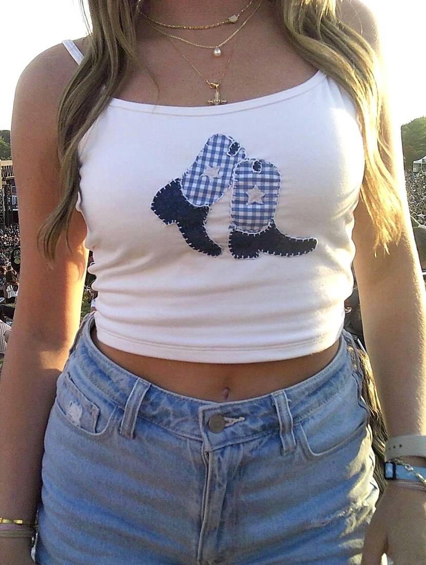 Cowboy boots tank